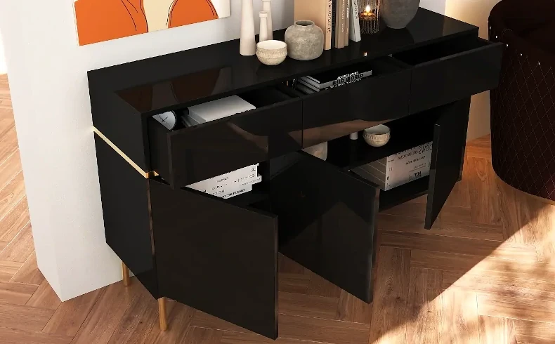 Czarna komoda glamour