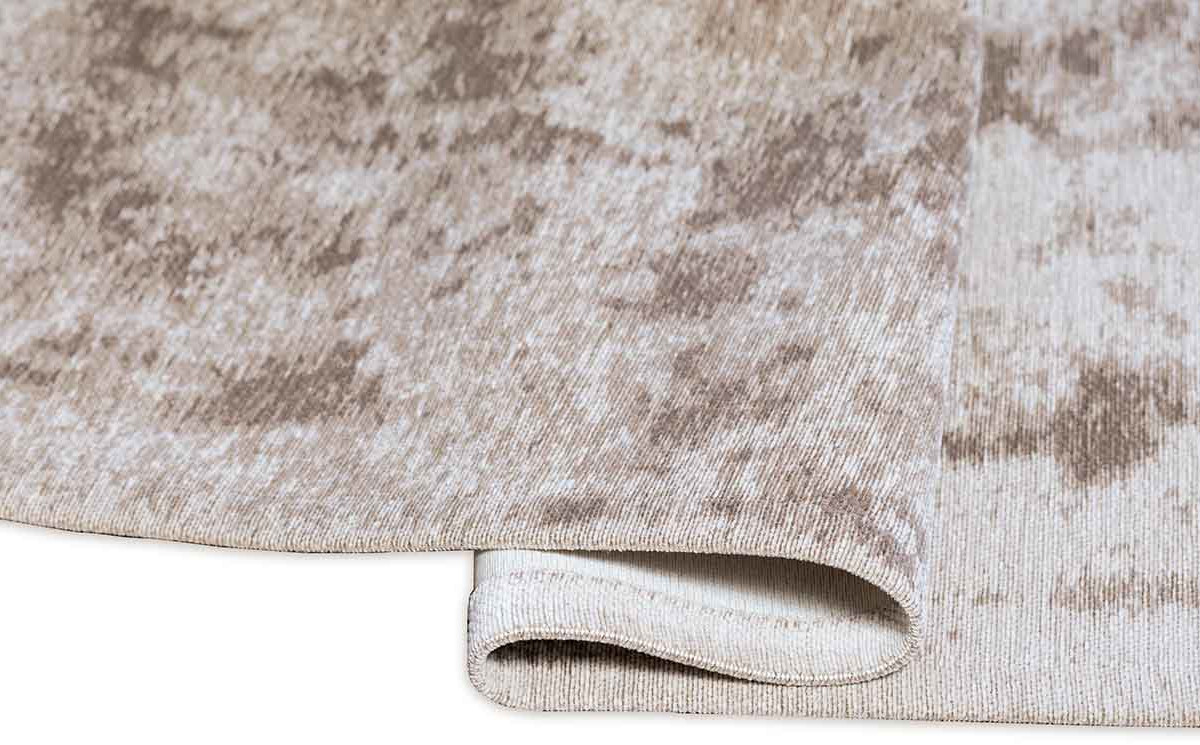 Tkany dywan z efektem cieniowania