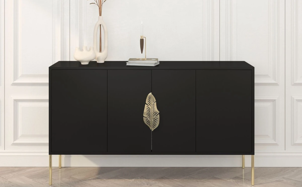 Czarna komoda Skandica MERLIN ze złotymi dodatkami / szer. 138 cm