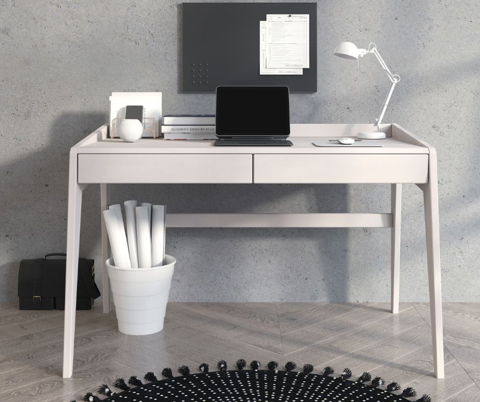 Nowe bukowe biurka Visby LISA! Połączenie klasyki z funkcjonalnością