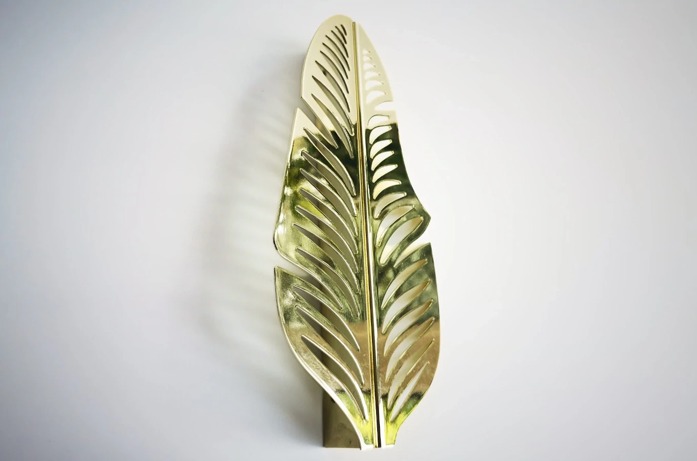 Złoty uchwyt LEAF Merlin w kształcie pióra / komplet