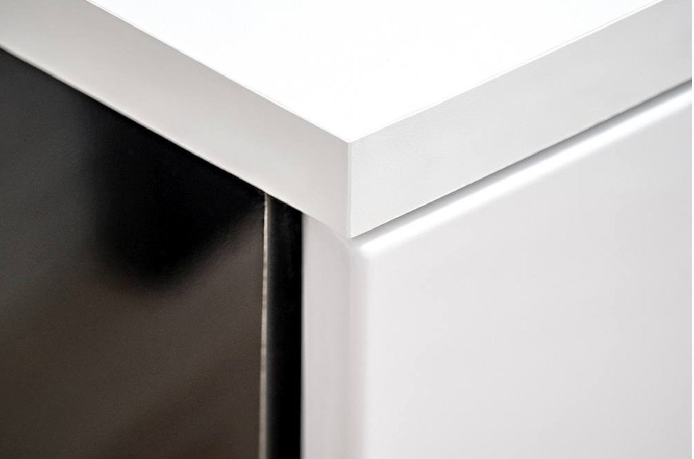 Nowoczesna meblościanka SONIC / biały + czarny / szer. 280 cm