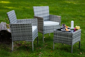 Zestaw mebli ogrodowych z technorattanu ARABBA / Stół + 2 fotele