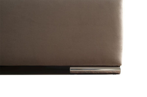 Klasyczne łóżko tapicerowane do sypialni DELLEN pikowane guzikami wzór karo