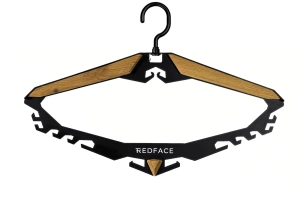 Metalowy wieszak na kask i ubrania motocyklowe Redface ADV / przechowuj wszystko w jednym miejscu, bez wiercenia!