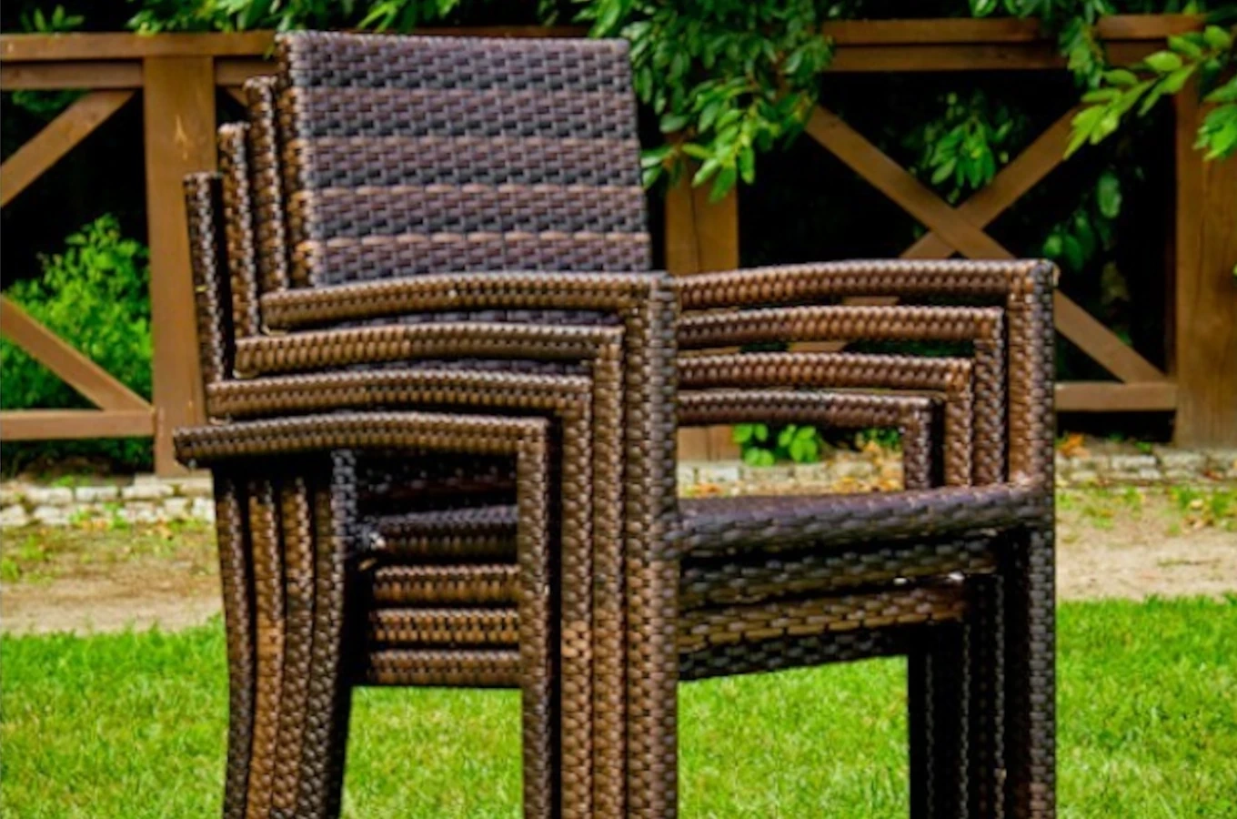 Zestaw mebli ogrodowych z technorattanu ORTA / Stół + 4 krzesła