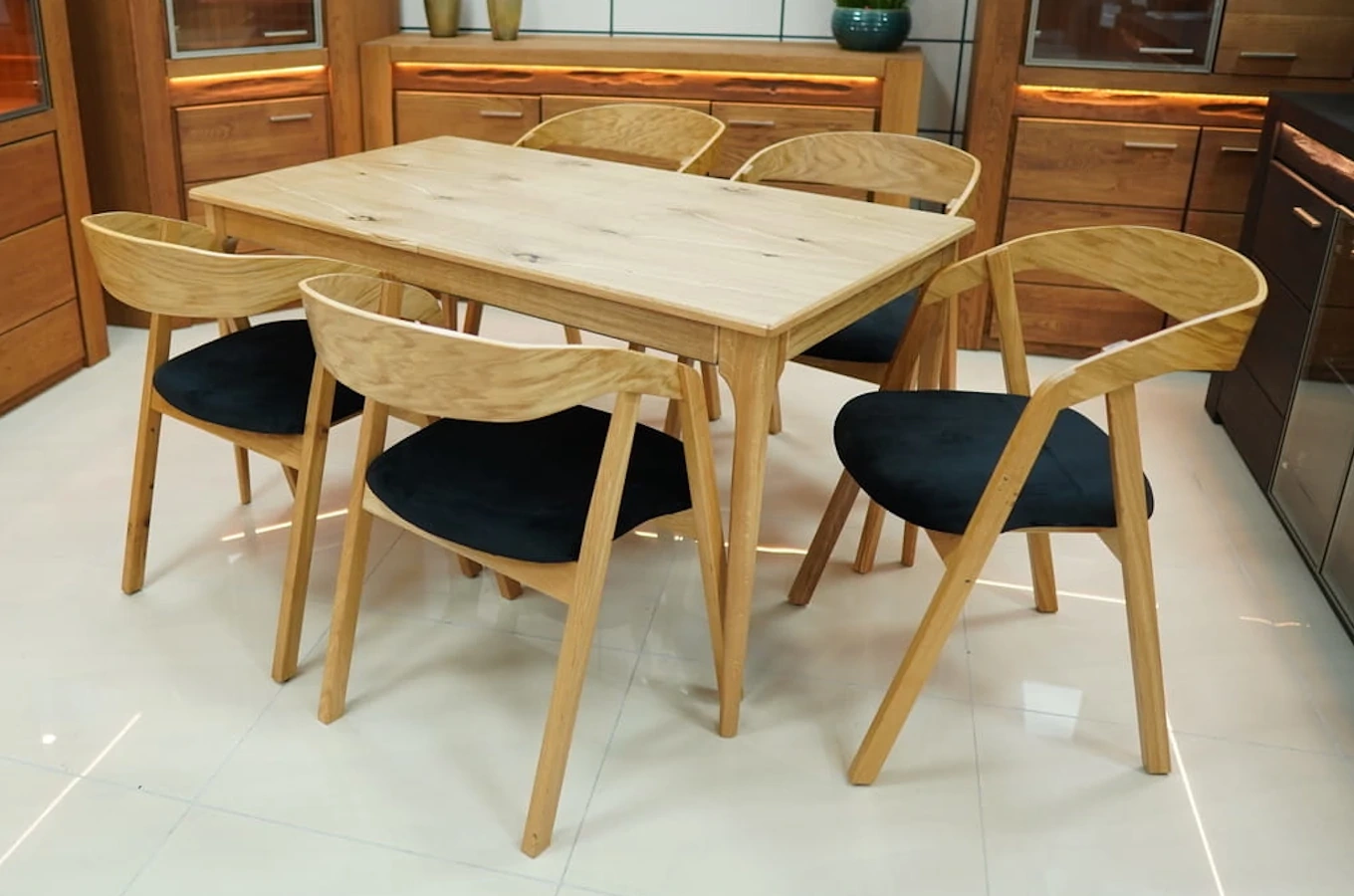 Nowoczesne krzesło dębowe KR-12 do jadalni