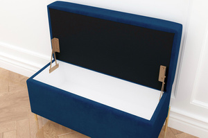 Granatowa tapicerowana ławka Dancan BORGO z pojemnikiem, na złotych metalowych nogach