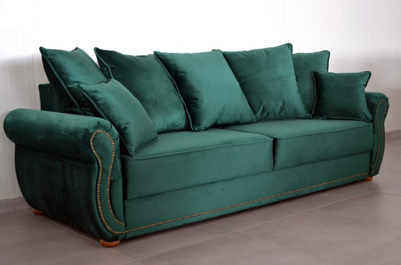 Elegancka 3-osobowa sofa BONA w angielskim stylu z funkcją spania i pojemnikiem na pościel