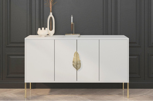 Biała komoda Skandica MERLIN ze złotymi dodatkami / szer. 138 cm