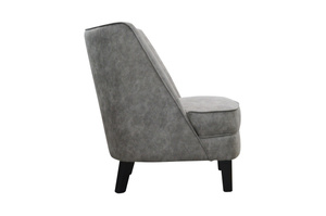 Fotel FUKS z wysokim oparciem i wygodnym siedziskiem