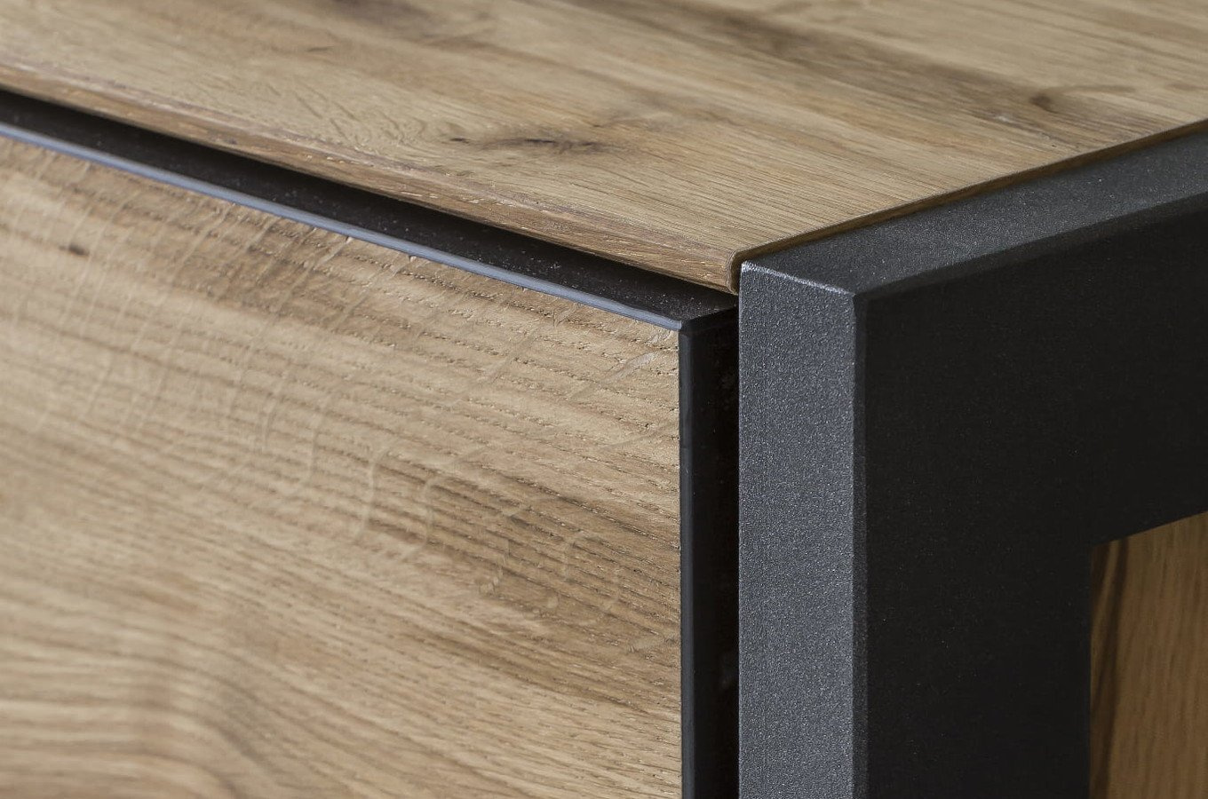 Nowoczesna dębowa komoda TURID 3S2D / szer. 147,5 cm