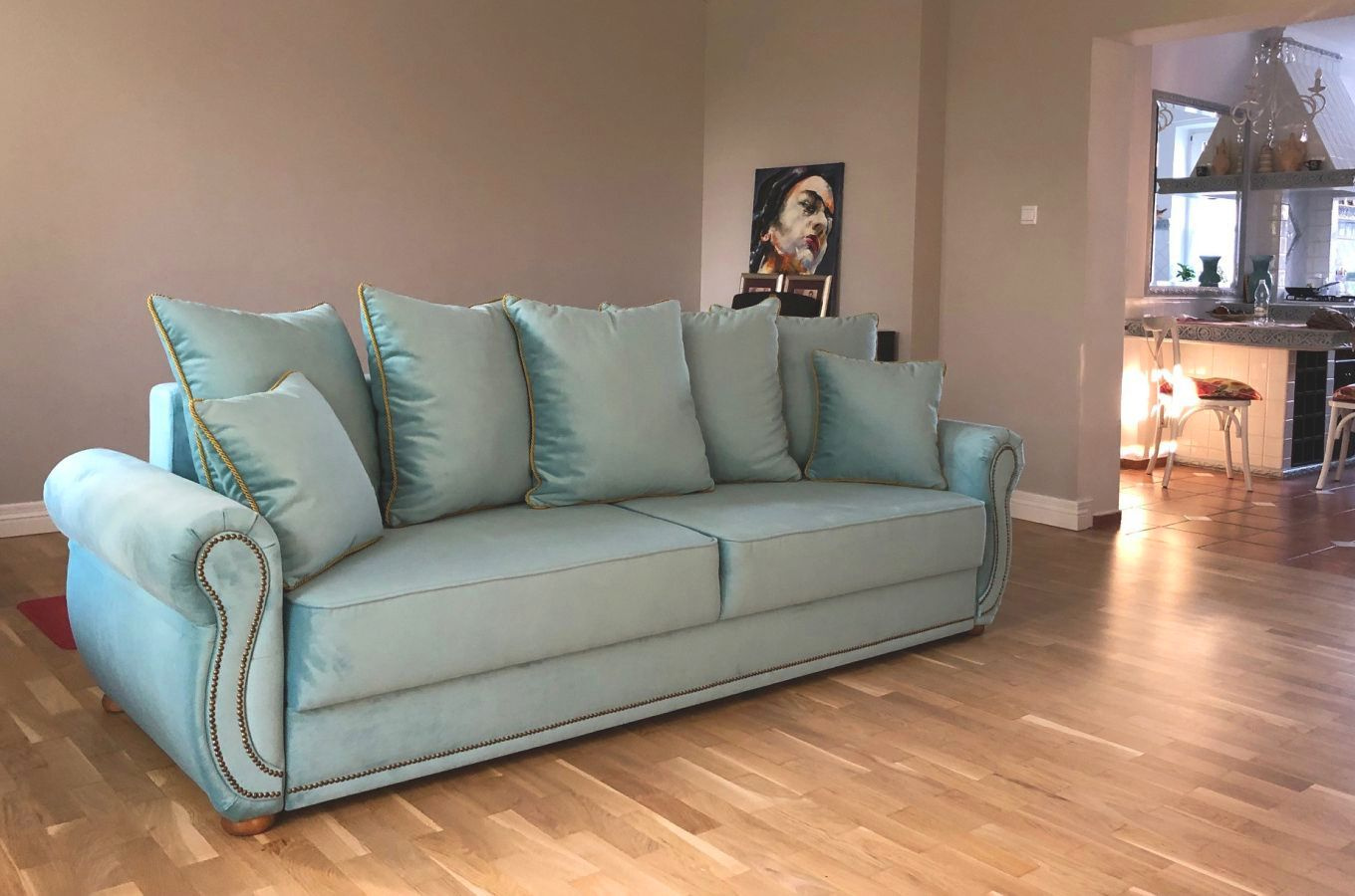 Elegancka 3-osobowa sofa BONA w angielskim stylu z funkcją spania i pojemnikiem na pościel