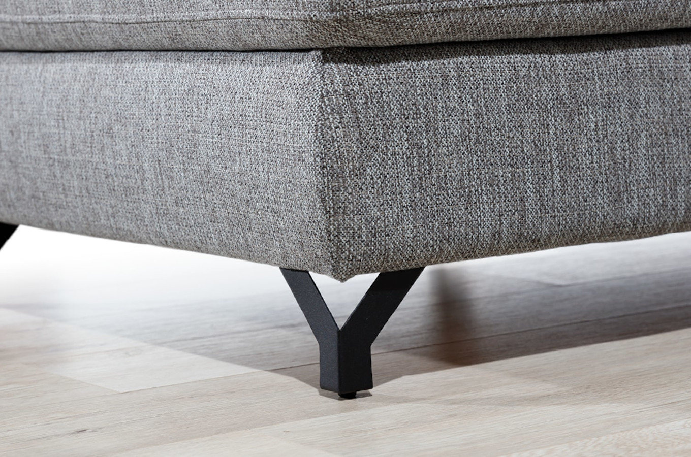 Elegancki tapicerowany narożnik FURLO z funkcją spania i pojemnikiem na pościel