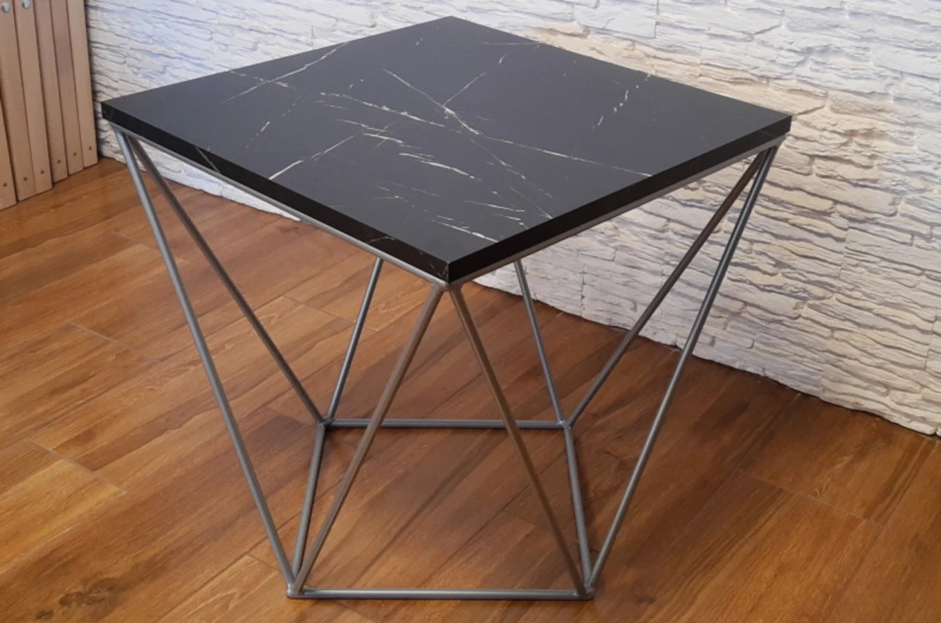 Druciany stolik kawowy MARKONI / kolor blatu i podstawy do wyboru!