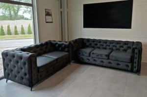 Elegancka 3-osobowa sofa MEDIOLAN III w stylu Chesterfield / szerokość 239 cm