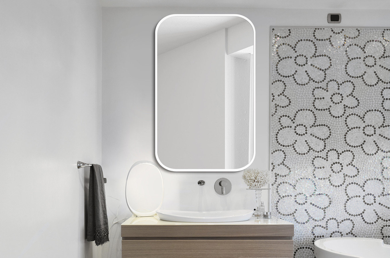 Prostokątne lustro MIRA Delicate / rama dostępna w 5 kolorach