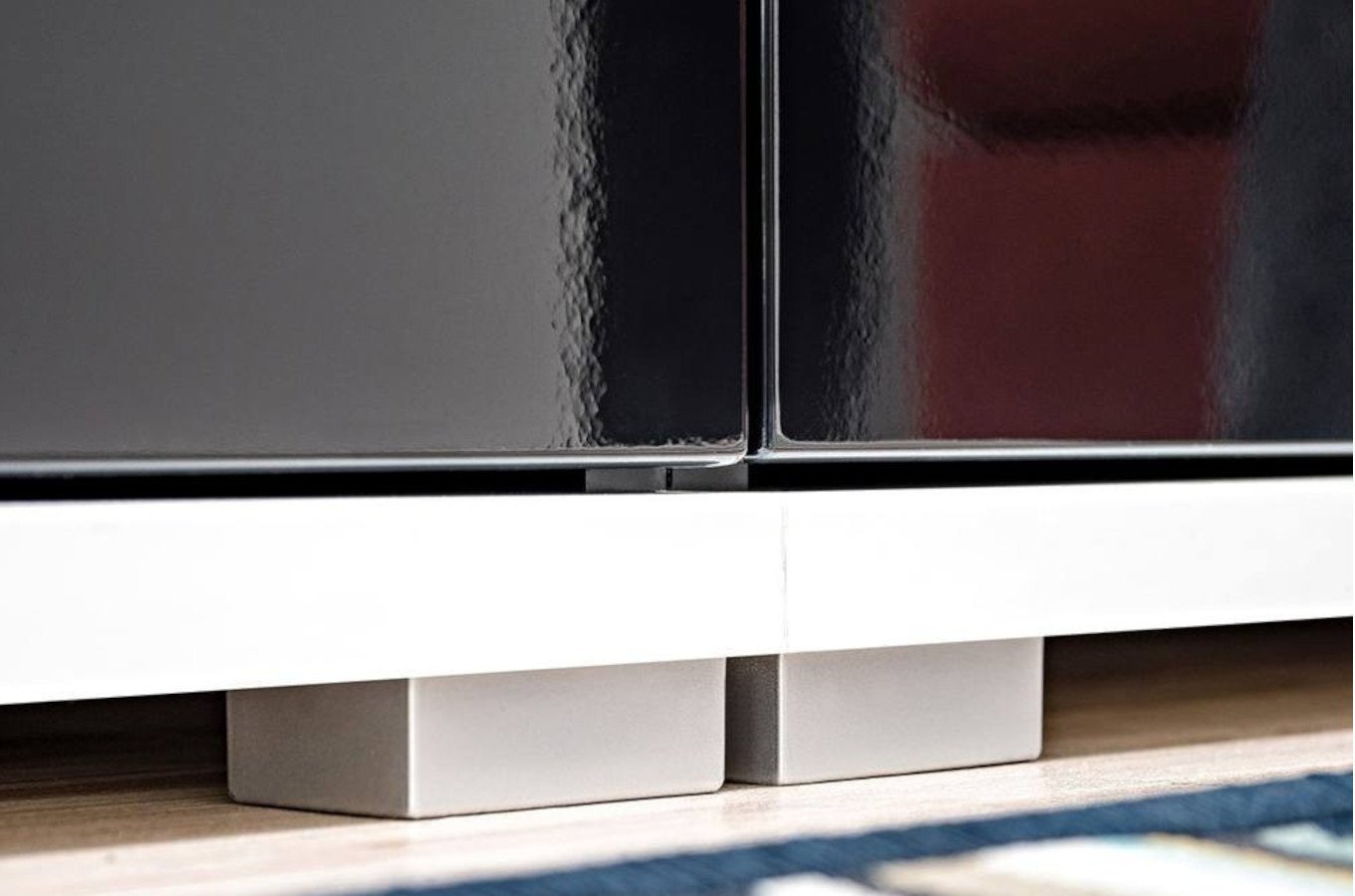 Nowoczesna meblościanka SONIC / biały + czarny / szer. 280 cm