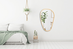 Nieregularne lustro STONE Natural / rama w kolorze naturalnym