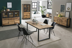 Nowoczesna dębowa witryna TURID ze szklanymi drzwiami 3S6D / szer. 157,5 cm