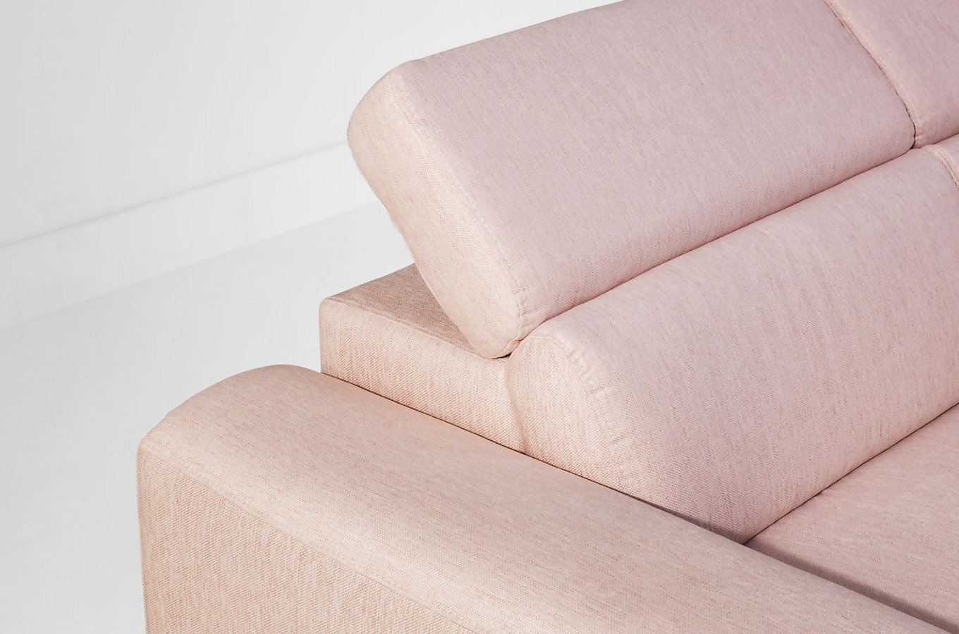 Nowoczesna sofa KLEOPATRA z ruchomymi zagłówkami