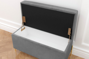 Jasnoszara tapicerowana ławka Dancan BORGO z pojemnikiem, na złotych metalowych nogach