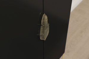 Wysoka czarna komoda ze złotymi dodatkami Skandica MERLIN / szer. 80 cm