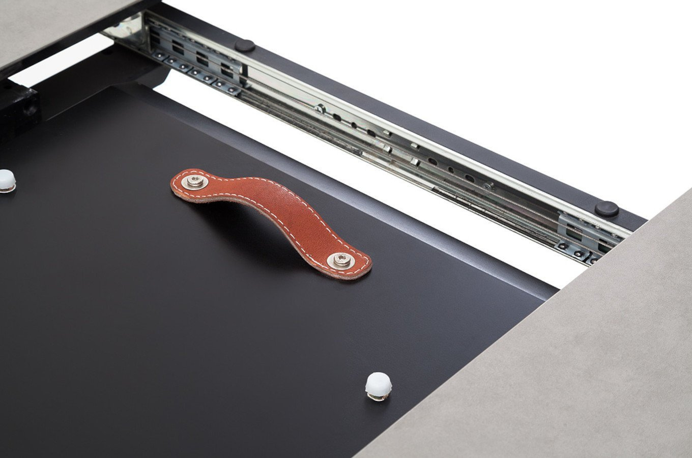 Okrągły rozkładany stół WINNIPEG na metalowych nogach / 120-160 x 120 cm