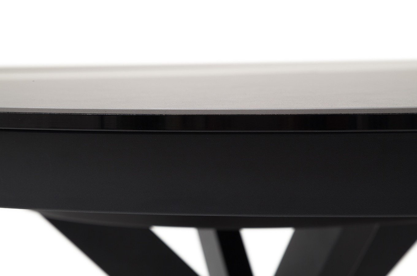 Okrągły rozkładany stół WINNIPEG na metalowych nogach / 120-160 x 120 cm