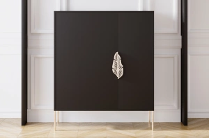 Czarna komoda / szafka na buty Skandica MERLIN ze złotymi dodatkami / szer. 100 cm