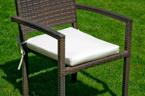 Zestaw mebli ogrodowych z technorattanu ORTA / Stół + 4 krzesła