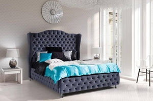 Eleganckie łóżko tapicerowane do sypialni VALENTINO w stylu glamour