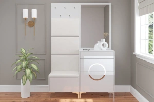 Biały wieszak na ubrania ze srebrnymi dodatkami Dancan EVELINE