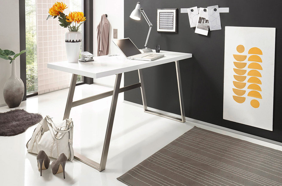 Nowoczesne białe biurko ANDRIA na metalowych nogach / 140x60 cm
