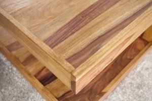 Drewniany stolik kawowy GIANT 80x80 cm