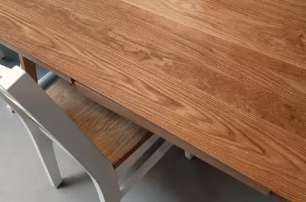 Eleganckie drewniane dębowe biurko z szufladami DELIA / 120x65 cm